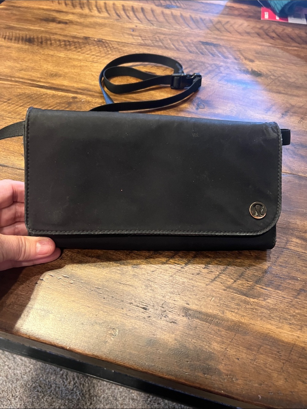 Black Lululemon Wallet Clutch Crossbody Bag EUC